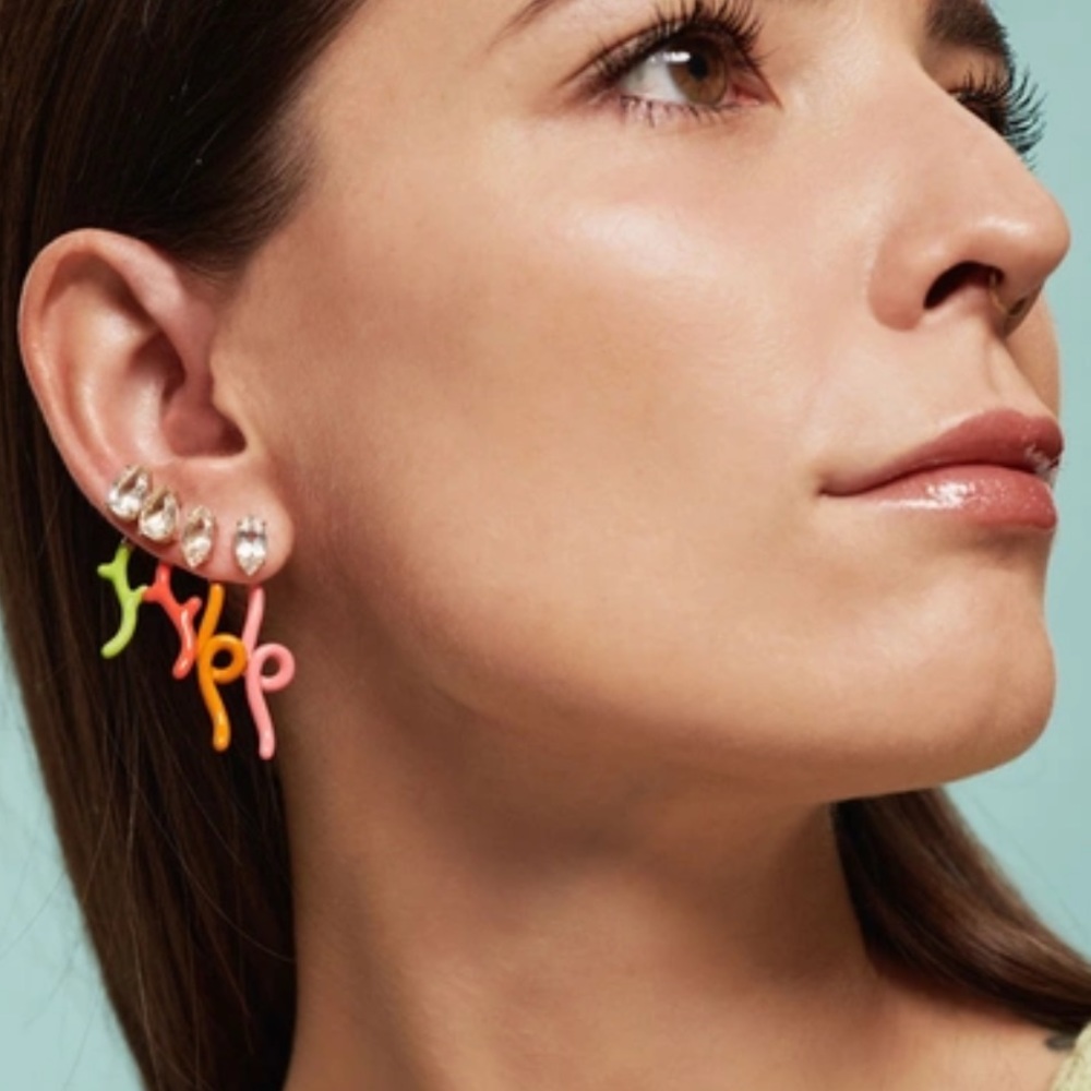 Bea Bongiasca Groovy Single Earring Pink Enamel Rock Crystal